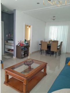 Casa de alto padrão no Condomínio Fragatta