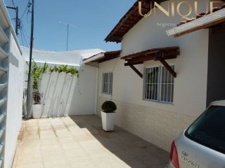 Casa Para Vender no bairro Aruana