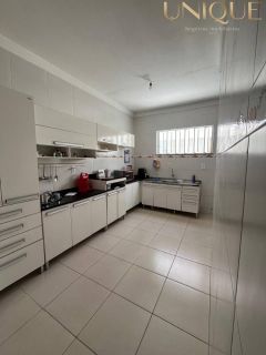 Casa a Venda. Excelente oportunidade pra quem busca espaço, conforto e funcionalidade em um só imóvel!