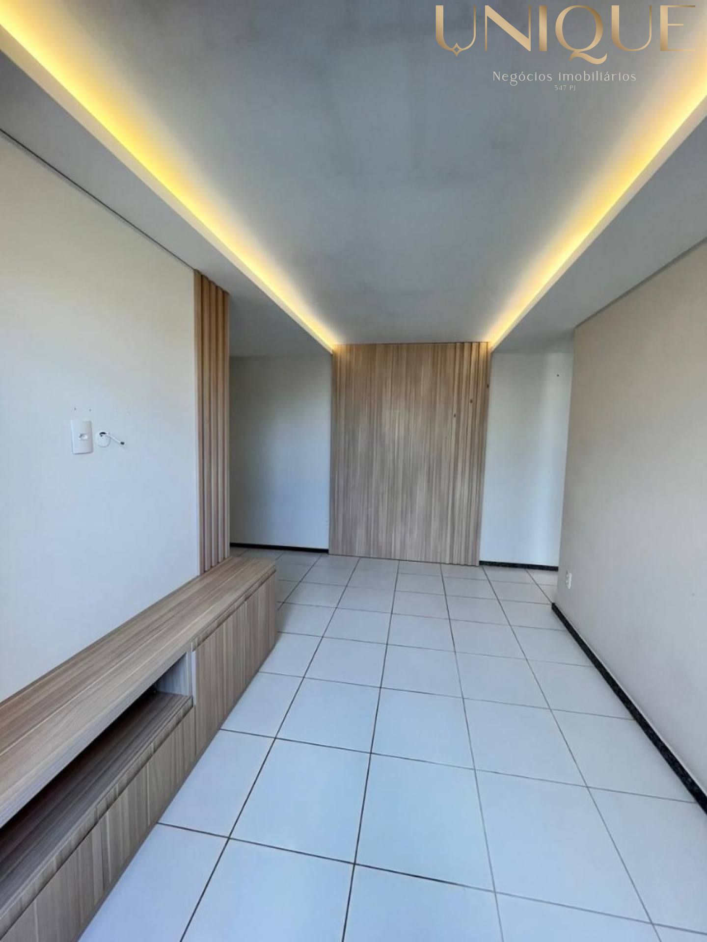 Apartamento para vender com modulados no Condomínio Caminho dos Ventos - Aruana