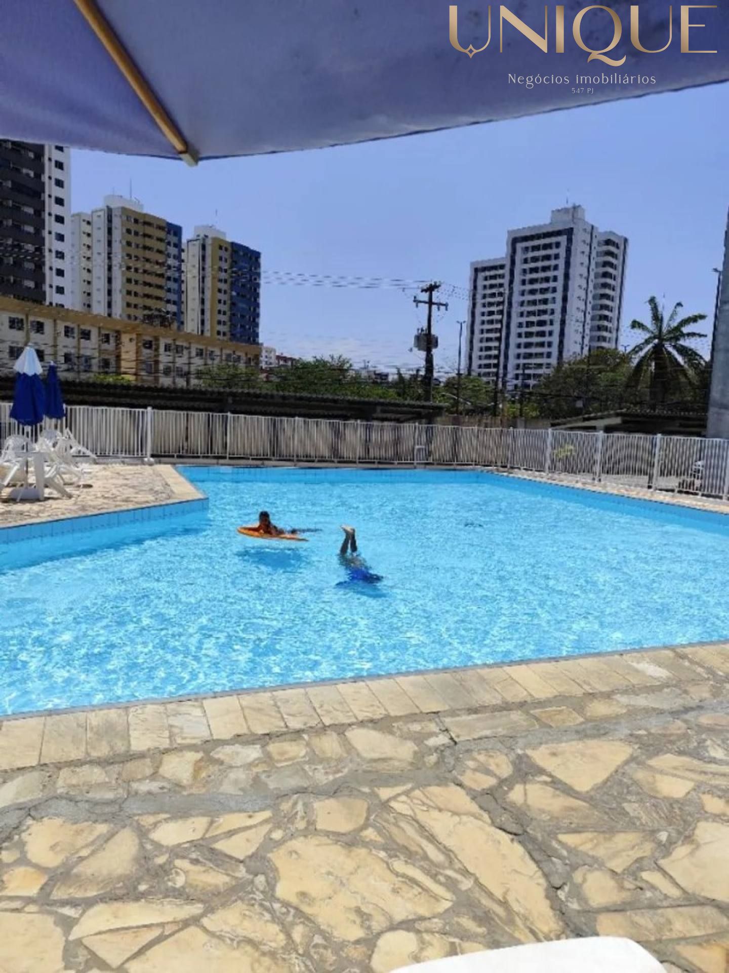 Faça tudo a pé - Apto 2/4 no Condomínio Solares no Grageru