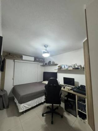 Andar alto 2/4 no Moradas do Adriático Todo reformado - Luzia