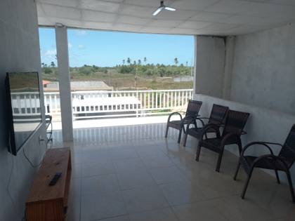 Casa com Piscina na Caueira, 04 quartos e 01 é Suíte