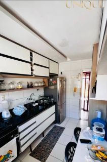 Excelente casa com 3 quartos, sendo um suíte no Condomínio Alamedas do Sol.