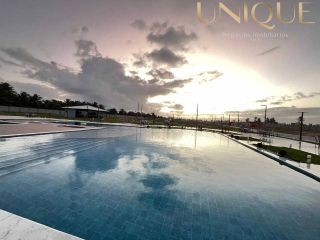 ? Oportunidade Pé na Areia: Lote no Padang Beach Residence!