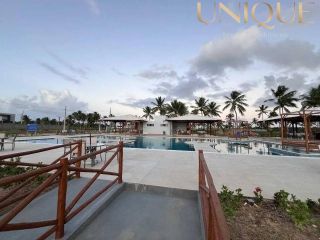 ? Oportunidade Pé na Areia: Lote no Padang Beach Residence!