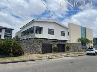 ? OPORTUNIDADE ÚNICA – IMÓVEL DE GRANDE PORTE COM POTENCIAL RESIDENCIAL E COMERCIAL