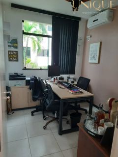 ? OPORTUNIDADE IMPERDÍVEL NA COROA DO MEIO – CASA EM CONDOMÍNIO FECHADO! ?