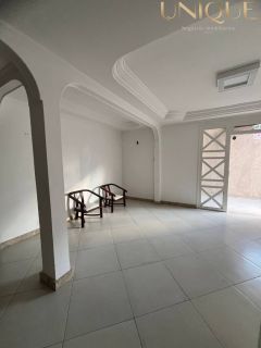 Linda casa no bairro Farolândia