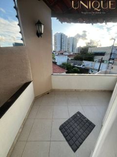 Linda casa no bairro Farolândia