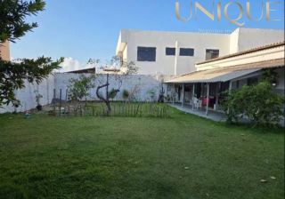 ? Lote Premium na Coroa do Meio: 648m² com Frente Sul