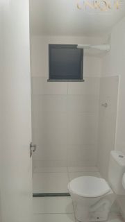 Apartamento com 2 quartos, sendo um suíte e duas vagas de garagens no Golden Village, Barra dos Coqueiros.