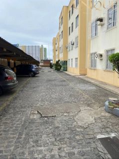 Apartamento no Condomínio Franciso Moreira