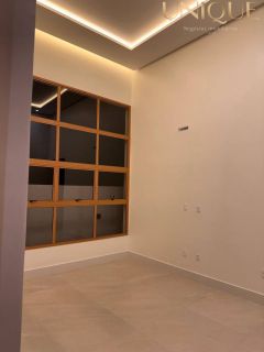 CASA A VENDA NO CONDOMINIO SOL E PRAIA