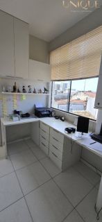 Apartamento amplo no Edifício Sheila no bairro São José