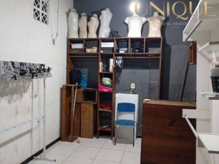 Casa com ponto comercial no bairro São José dos Náufragos