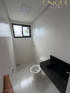 Excelente casa com pé direito Duplo no Damha Residencial, Barra dos Coqueiros.