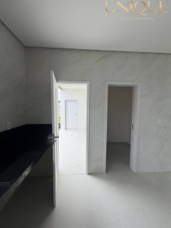 Excelente casa com pé direito Duplo no Damha Residencial, Barra dos Coqueiros.