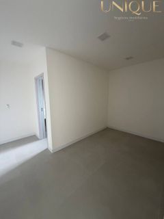 Excelente casa com pé direito Duplo no Damha Residencial, Barra dos Coqueiros.