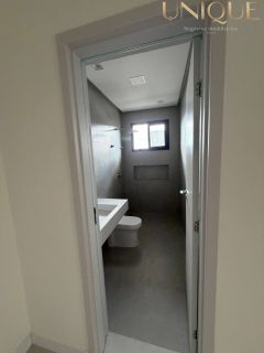 Excelente casa com pé direito Duplo no Damha Residencial, Barra dos Coqueiros.