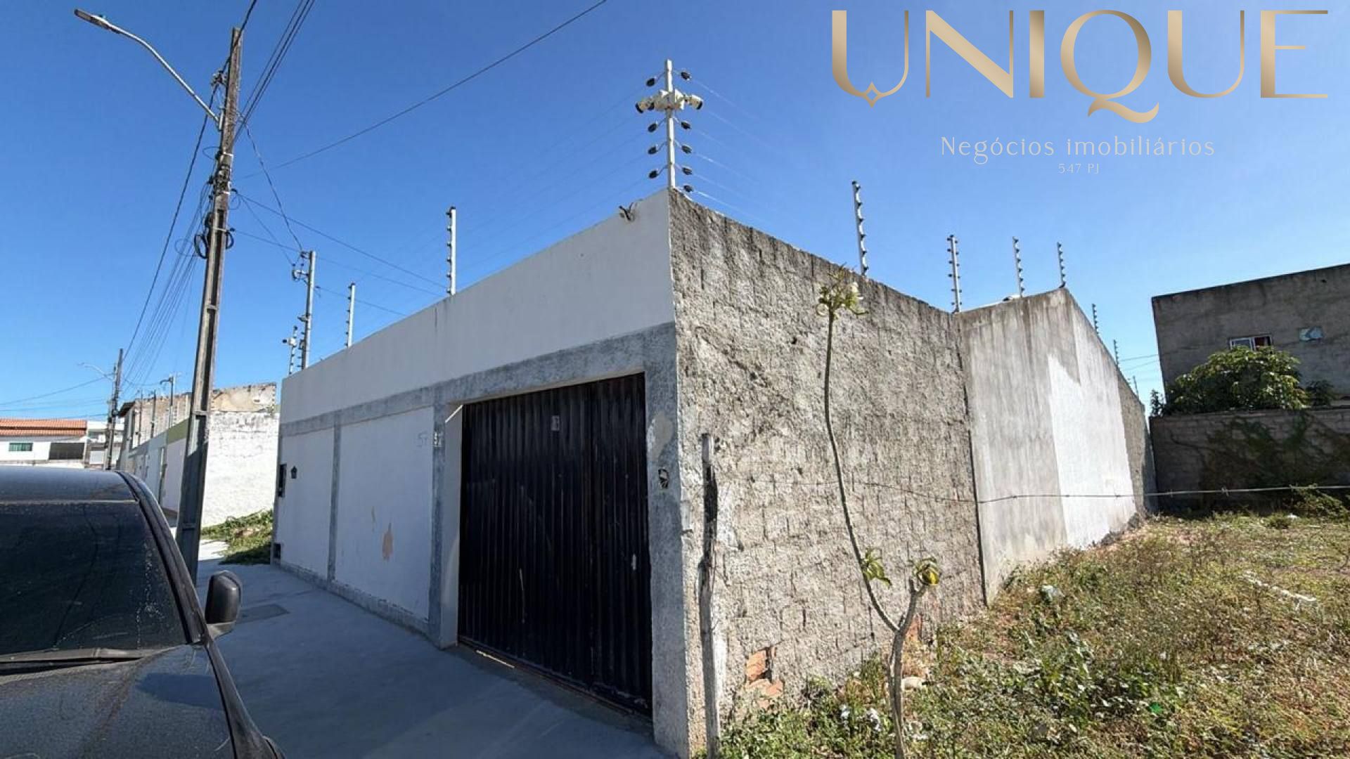 Vendo Excelente Casa de 3/4 com suíte na Aruana