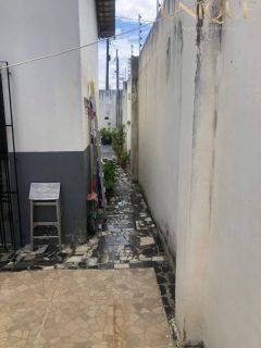 Vendo Excelente Casa de 3/4 com suíte na Aruana