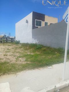 Terreno com 180 metros em área residencial no Bairo Aruana, Aracaju.