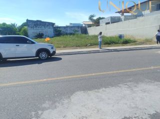 Excelente lote em ótima localização no Bairro Aruana, há poucos minutos da praia.