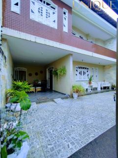 Casa com 4 quartos a venda no Medici II