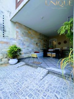 Casa com 4 quartos a venda no Medici II