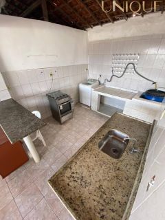 Casa com 3 pontos comerciais na Rua Alagoas