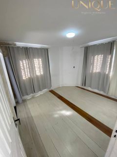 Casa com 3 pontos comerciais na Rua Alagoas
