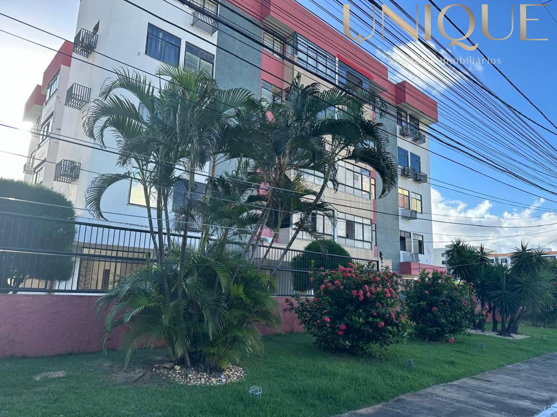 Apartamento no Residencial Corais- Atalaia