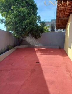 Casa em 2/4 Condomínio Fechado px UFS