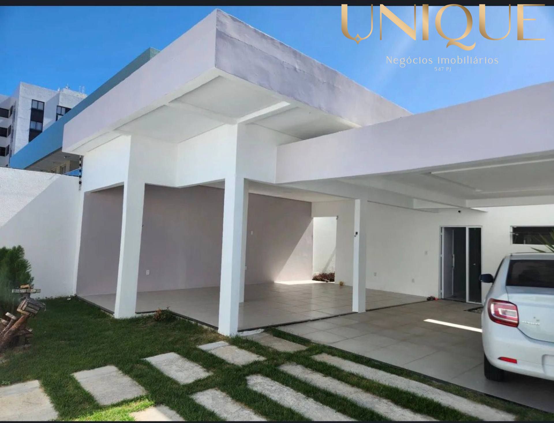 Casa ampla próximo à Praia de Atalaia