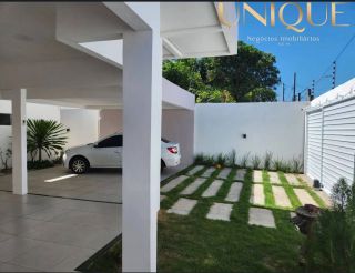 Casa ampla próximo à Praia de Atalaia