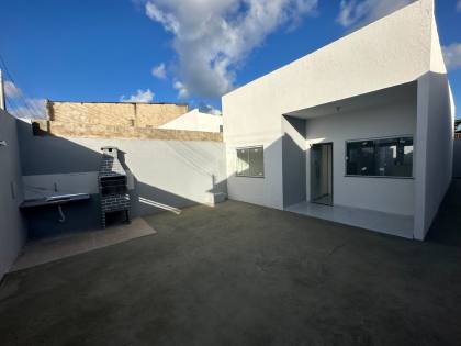Excelente casa com 2 quartos, sendo um suíte na Piabeta em Socorro.