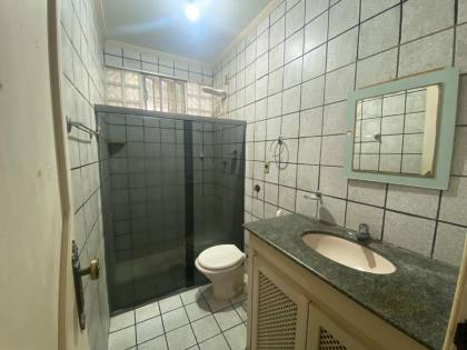 Casa ampla e sofisticada à venda no bairro Luzia!