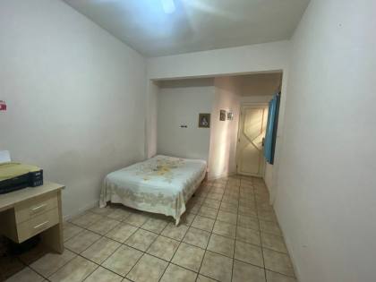 Casa ampla e sofisticada à venda no bairro Luzia!