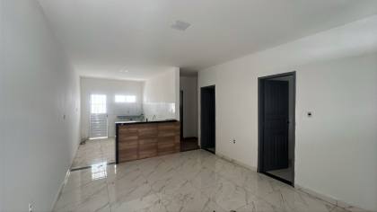 Excelente casa com 3 Quartos, sendo um suíte no Orlando Dantas.