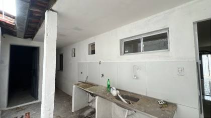 Excelente casa com 3 Quartos, sendo um suíte no Orlando Dantas.