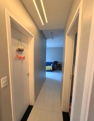 Apartamento com 3 Quartos, sendo uma suíte no Condomínio Ariovaldo Souza.