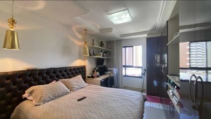 Excelente apartamento com 4 quartos no Lê Bistrol.