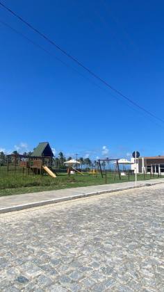 LOTE EM COND. FECHADO SOL E PRAIA