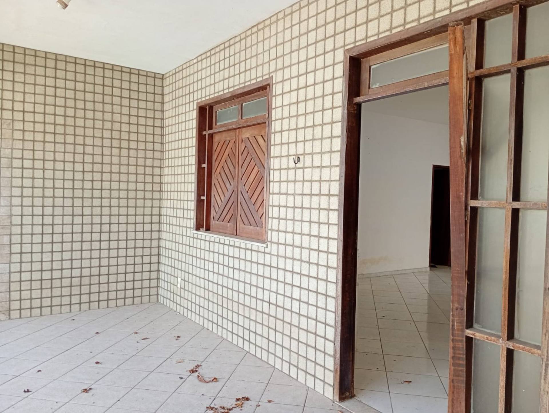 Excelente casa no bairro Coroa do Meio