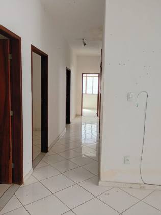 Excelente casa no bairro Coroa do Meio