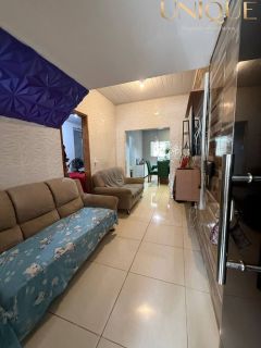 Oportunidade: Casa de andar no 18 do Forte