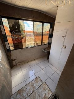Oportunidade: Casa de andar no 18 do Forte