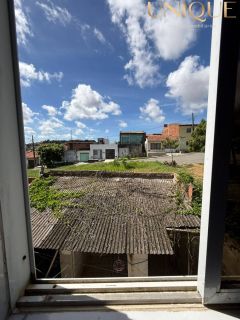 Oportunidade: Casa de andar no 18 do Forte