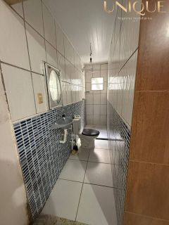 Oportunidade: Casa de andar no 18 do Forte